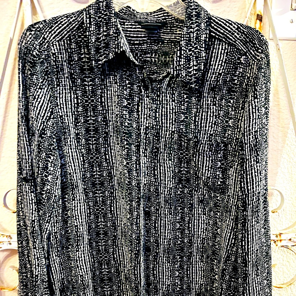 Loft women’s sheer, long sleeve shirt